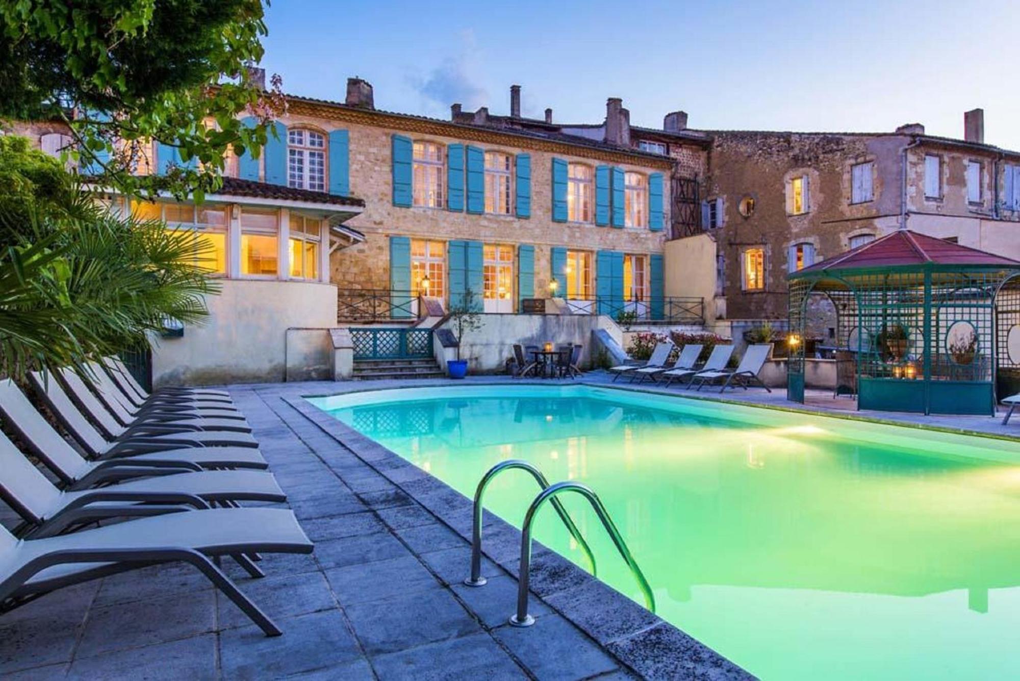 Hotel Les Trois Lys Condom Zewnętrze zdjęcie
